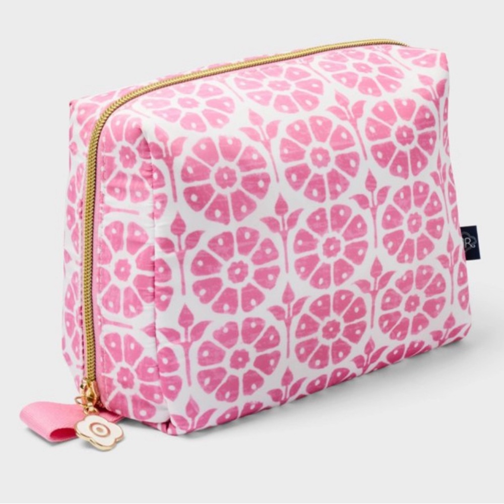 ROLLER RABBIT x TARGET DAISY FLORAL TOILETRY BAG!! NEW IN HAND
